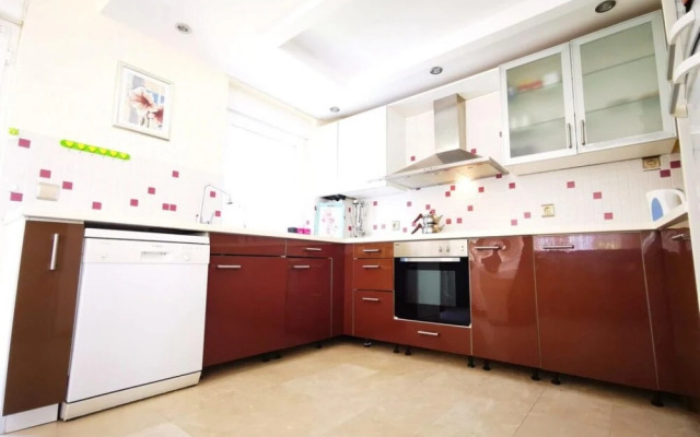 Impressive Villa With Private Pool in Antalya