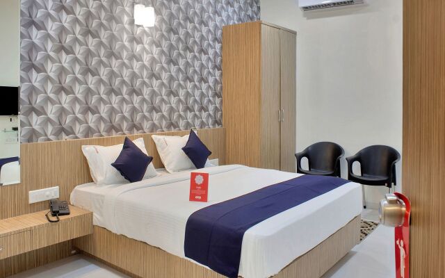 Collection O 11693 Hotel Sunshine