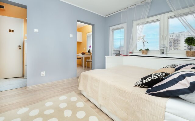 Pastel Blue Studio in Lodz by Renters