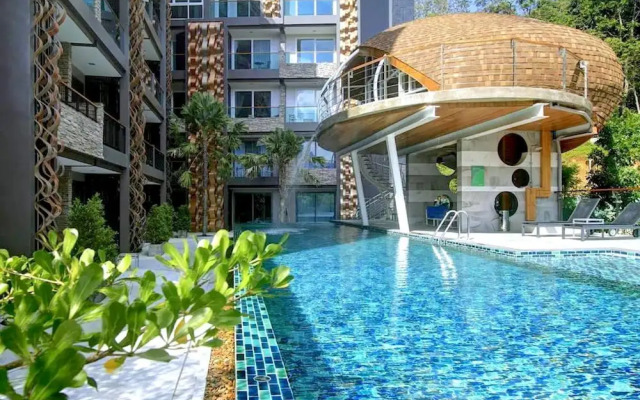 Emerald Hill Patong Apartment 421