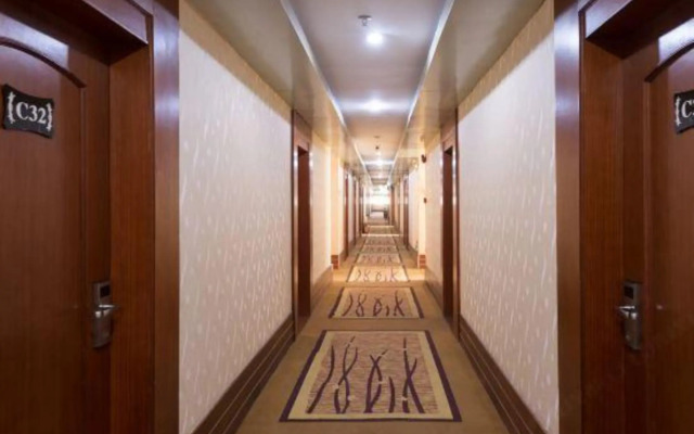 Longxiang Hotel