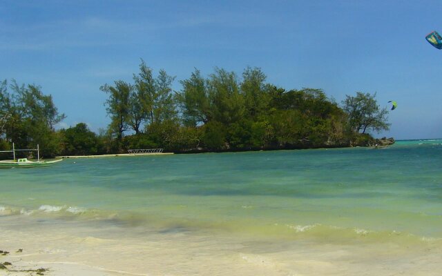 Sunrise Palais Boracay