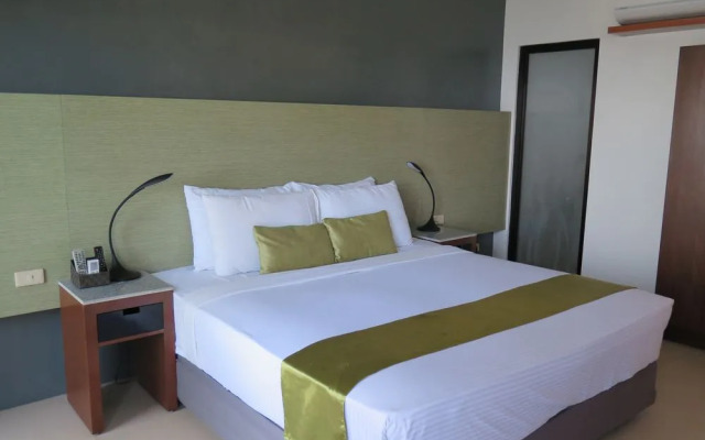 Aiyanar Beach & Dive Resort