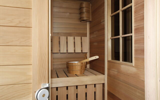 Hansan Marina Hotel & Resort