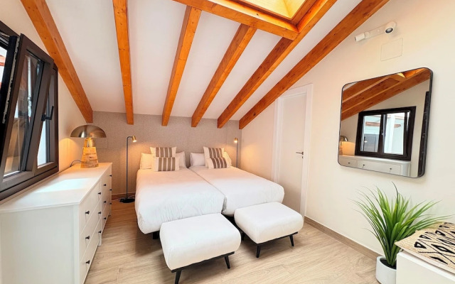 Sophisticated House With Terrace. Plaza del Realejo