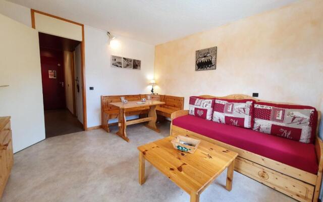 Appartement La Plagne, 1 pièce, 2 personnes - FR-1-353-12