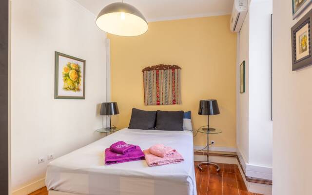 Quiet Apartment in Bairro Alto