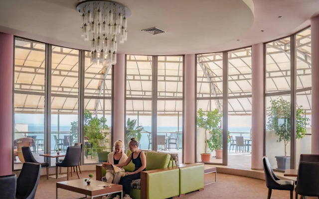 Park hotel Golden Beach