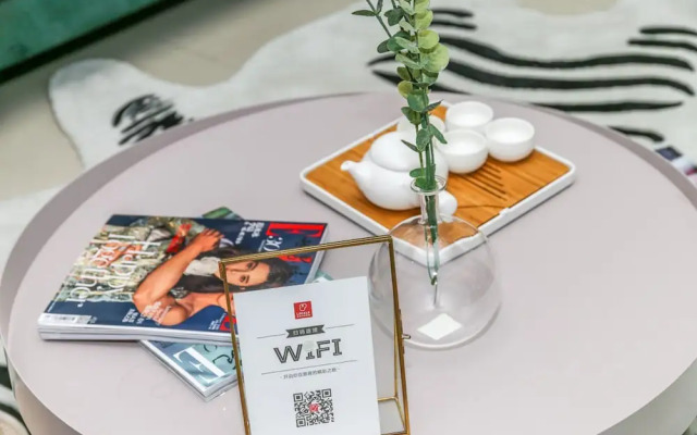 Locals Boutique Apartment Huafa Plaza 29