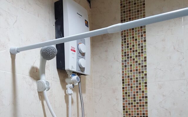 Bangkok Check Inn - Hostel