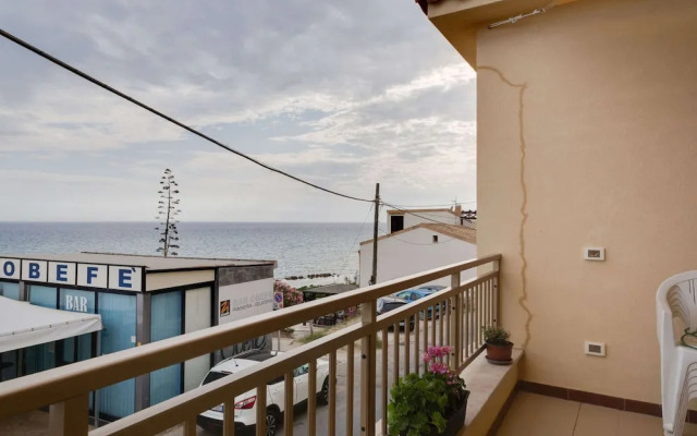 Belvilla by OYO Marinella House