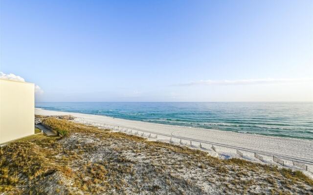 Inlet Reef 403 2 Bedroom Condo by RedAwning