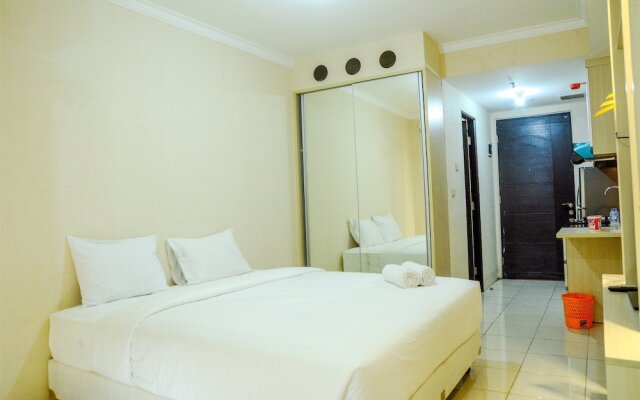 Modern Studio Grand Serpong Apartment By Travelio