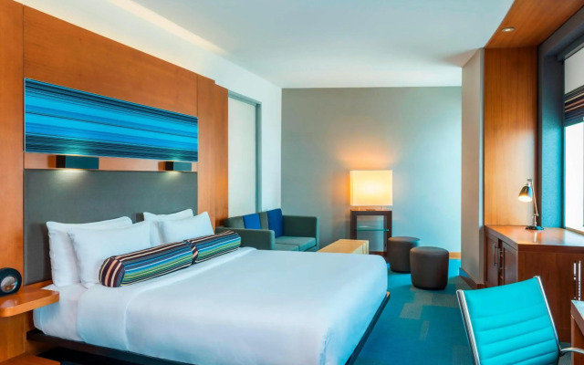 Queen Elizabeth 2 Hotel by Accor