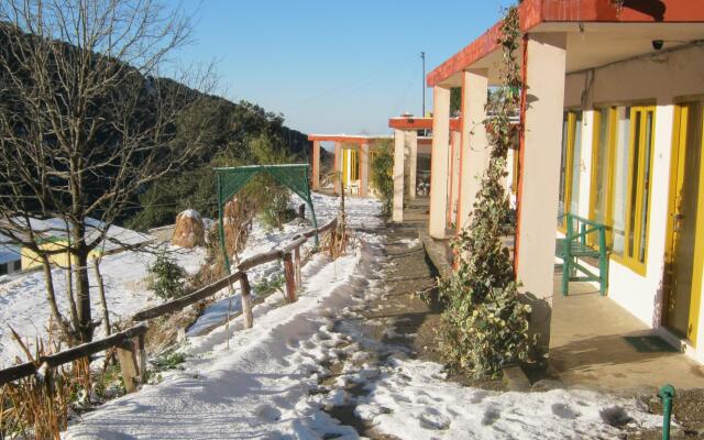 Janardan Resort Pangot