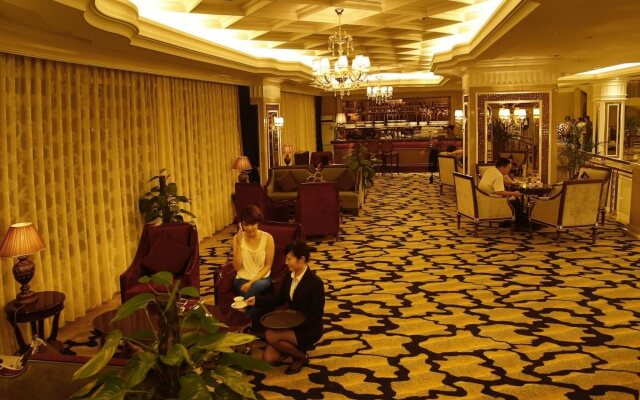 Golden Bauhinia International Hotel