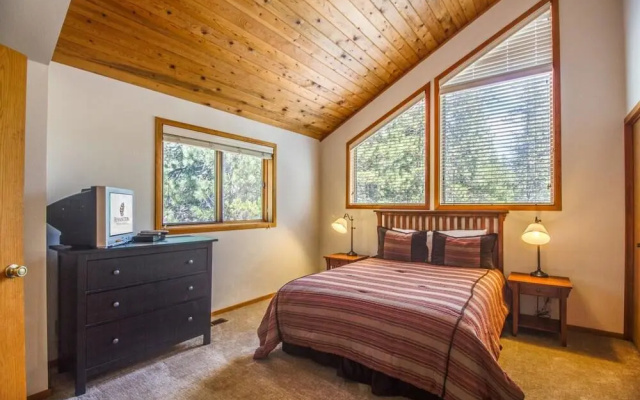 Diamond Peak 4