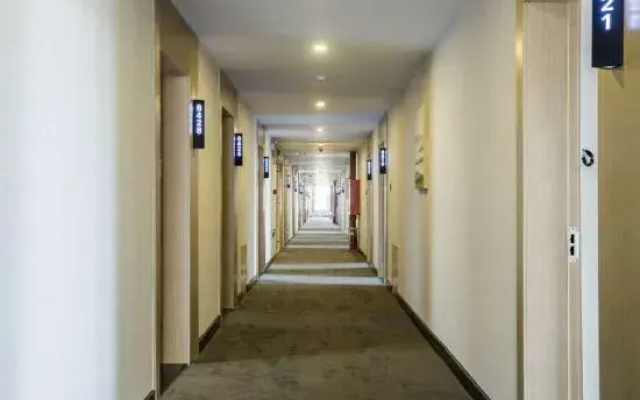 Shankee Tea Style Hotel (Qingdao Jiaodong International Airport Haier Avenue)
