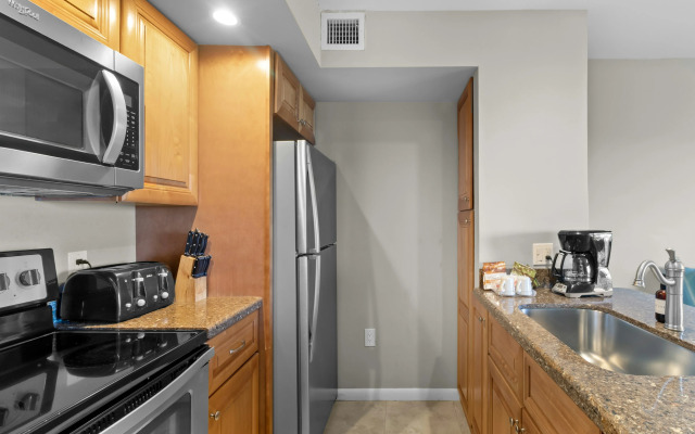 Ocean Pointe Suites at Key Largo