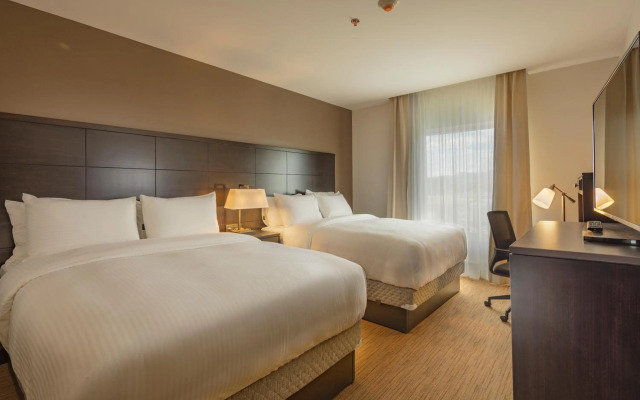 Staybridge Suites Irapuato by IHG