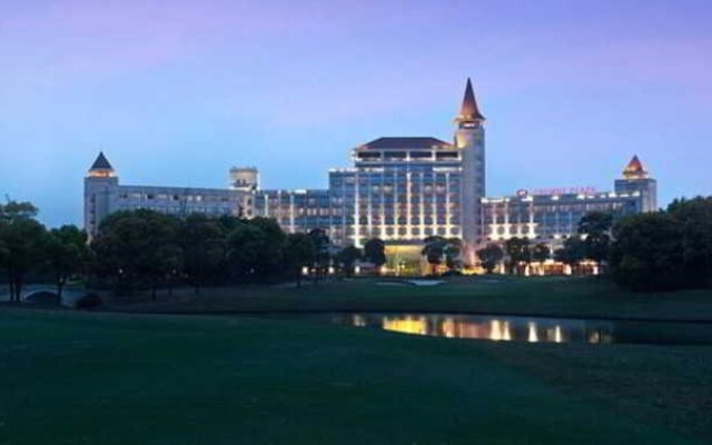 Lake Malaren Golf Resort