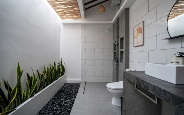 Casa Lova - Luxury 2 BR Villa with Pool