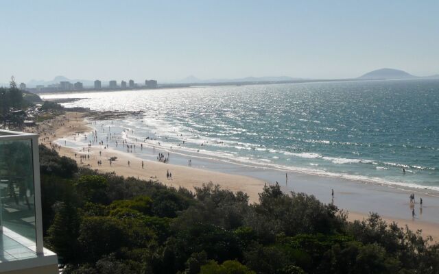 84 The Spit Holiday Apartments