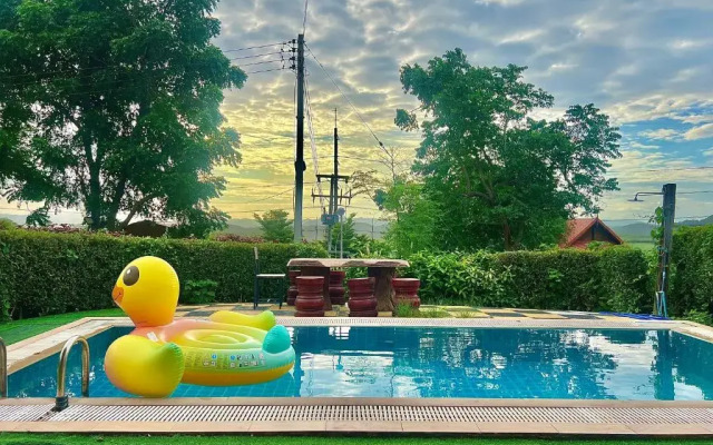 Mai Ngern Mai Thong Resort