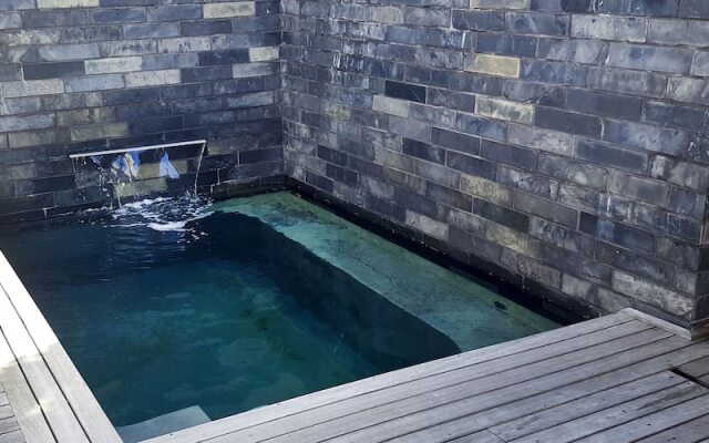 Le Paradis Penthouse Apartment