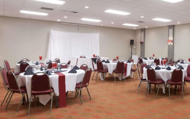 Ramada Conference Center New Iberia