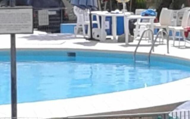 Residence lido con piscina fronte mare
