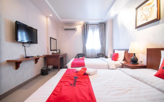 Premium White Lion Hotel