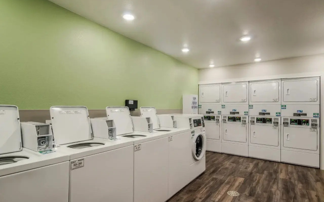 Woodspring Suites Harrisburg Carlisle