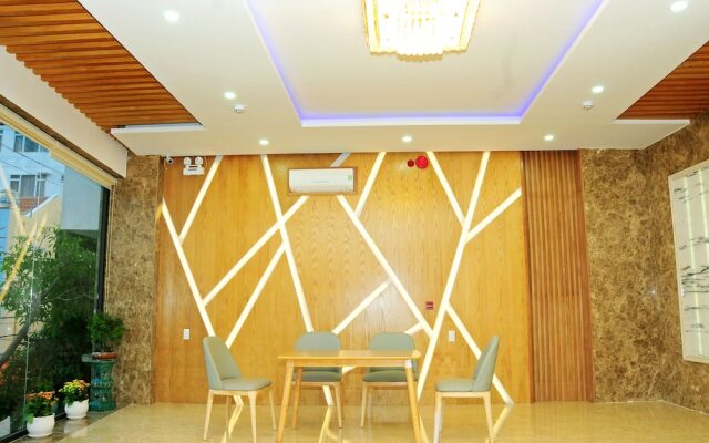 SeaSide Hotel Quy Nhơn