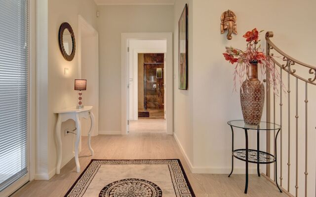 Villa With Pool in Premantura