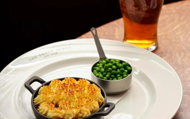 Three Acres Inn & Restaurant