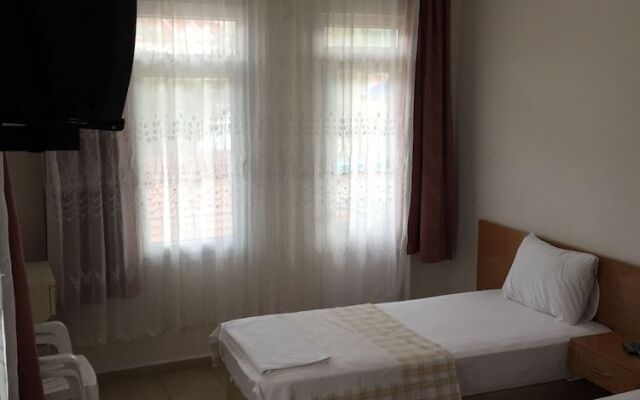 Dinc Otel