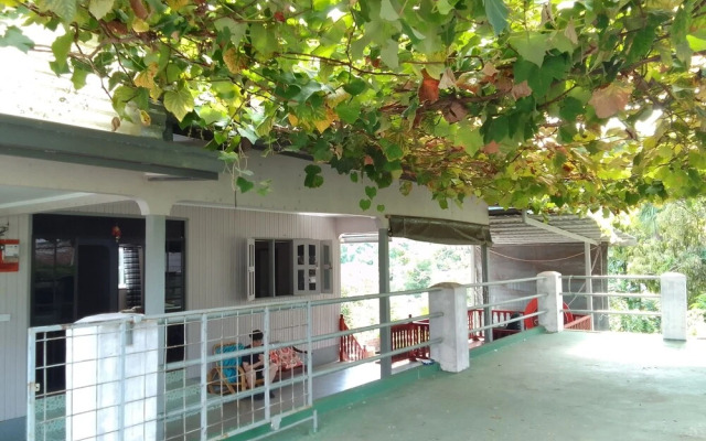 OYO Home  90588 Nadine Guesthouse