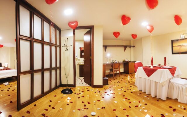 Loft Hotel