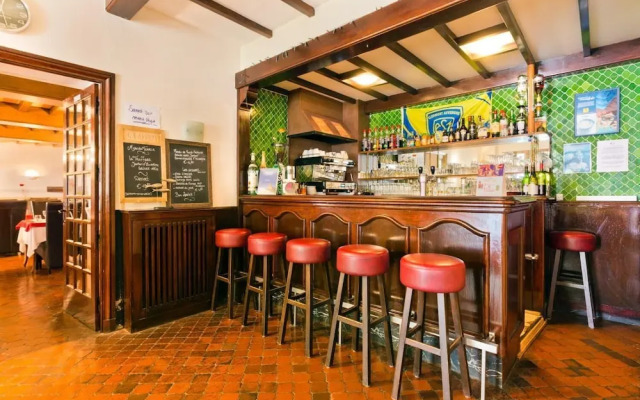 Logis Hôtel de la Paix