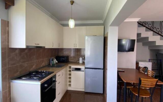 Дом на пляже Black sea House