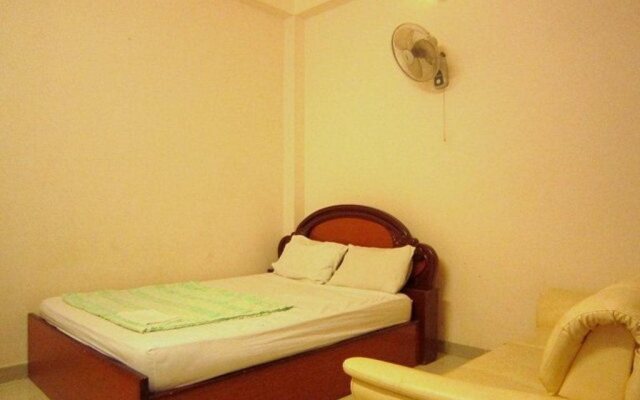 Thanh Long PMH Hotel