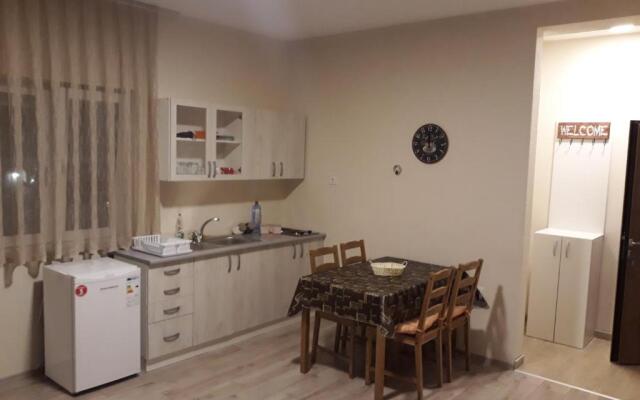 Vila & Apartments MATEA