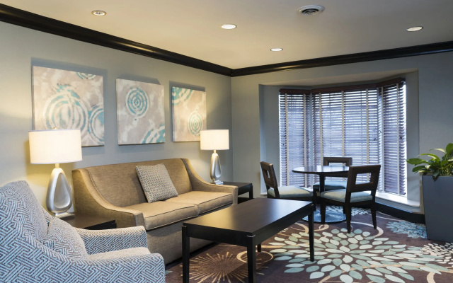 Staybridge Suites Chicago-Oakbrook Terrace by IHG