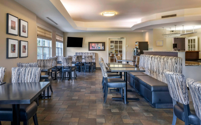 Quality Inn & Suites Quispamsis