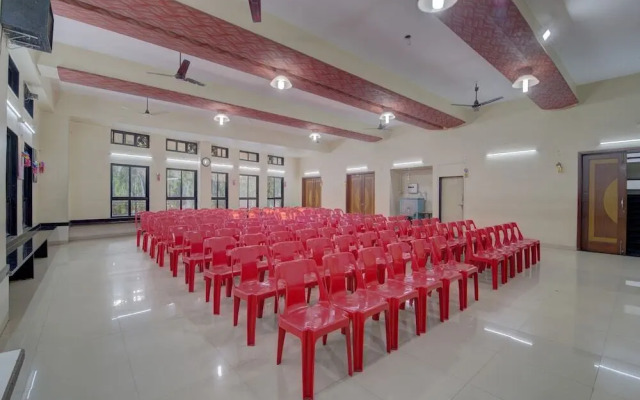 Hotel Ashwamedh Residency by OYO Rooms