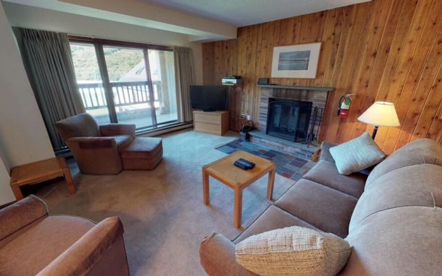 Mt Green 3-e10 in Killington