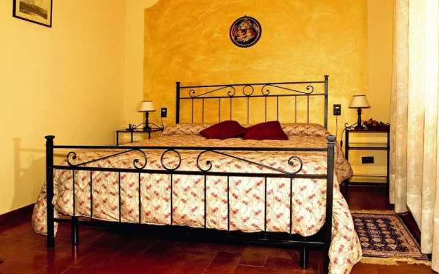 Estate in Montaione With Pool & Wine Tasting