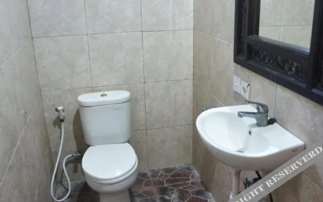 Putu Guest House