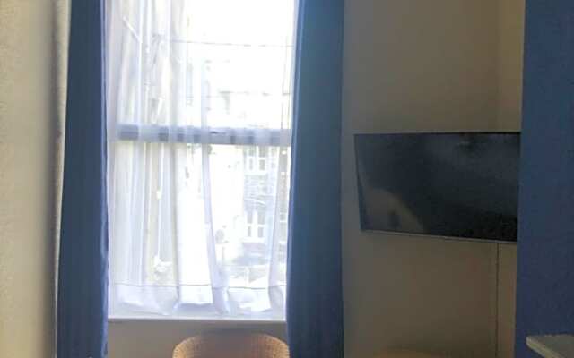 Leamington House Hotel
